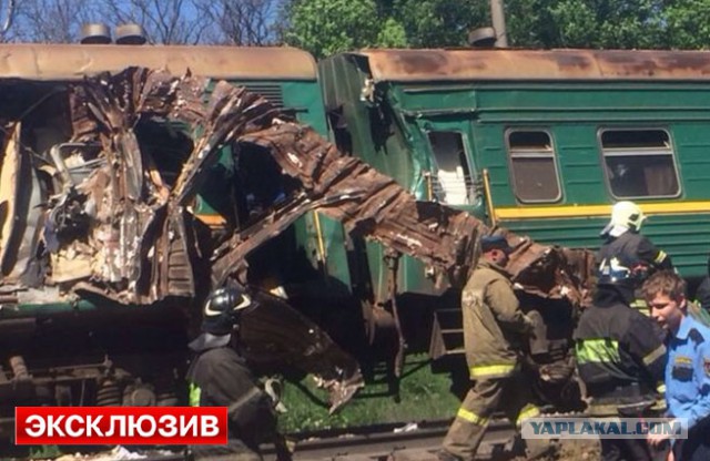 В Подмосковье столкнулись два поезда