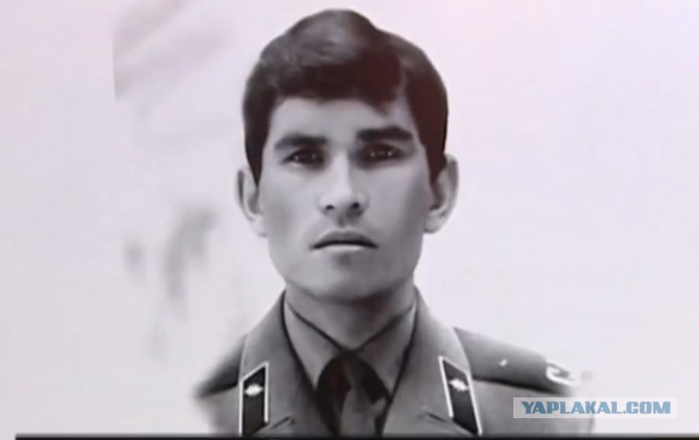 Армейские фотографии знаменитостей