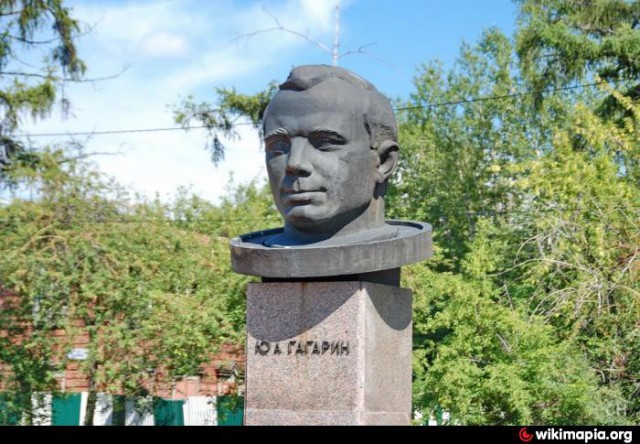 Какие прозвища дают памятникам в России