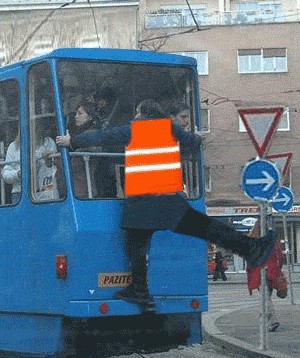 Фотожаба: Заяц на трамвае