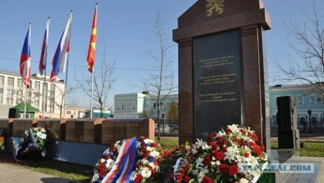 Конева в Праге заменили на унитаз