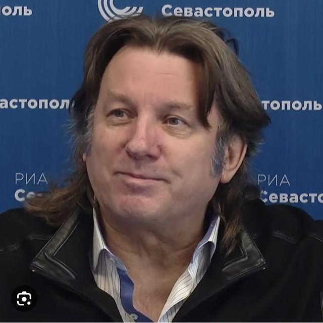 Почему в XXI веке существуют сторонники плоской Земли? Шарообразная Земля.