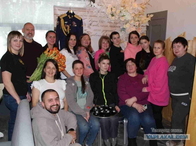 В Карелии подарили вдовам военных крючки для сумок