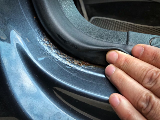 Продажи УАЗа рухнули: за август 2025 минус 50% по сравнению с августом 2024 и минус 36% за текущий год
