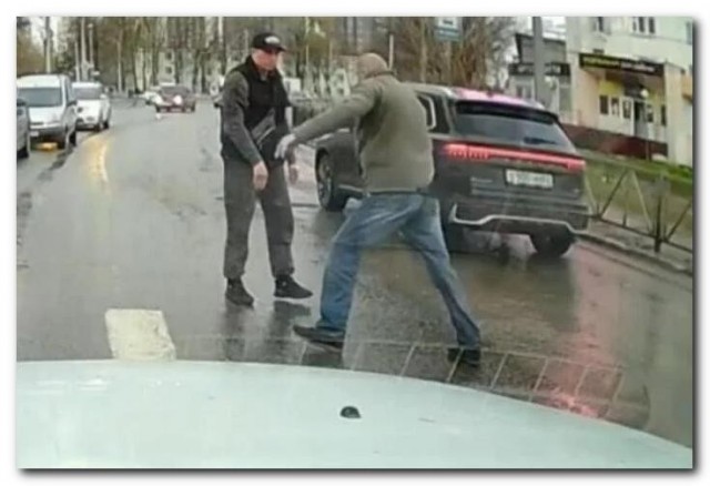 Полицейские нашли водителя, напавшего на пенсионера в Рязани⁠⁠