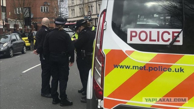 Неизвестные напали на прихожан лондонской мечети