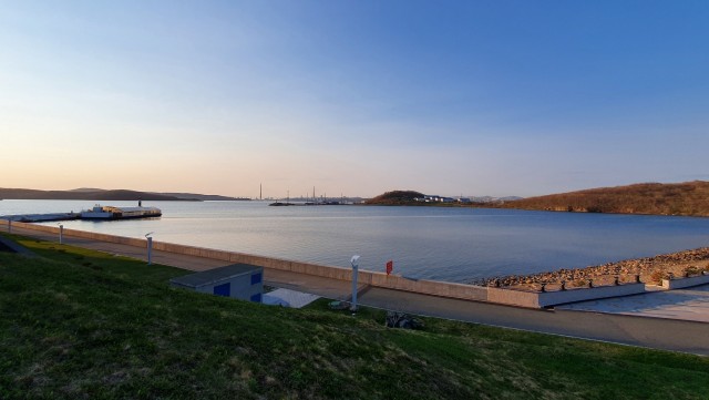 Владивосток – «и только море воды»