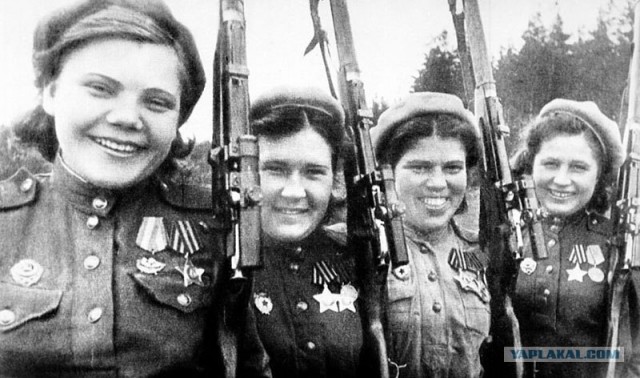 Фотографии второй мировой, многие цветные (фото)
