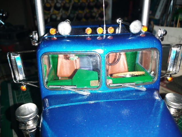 Немного моделизма. Freightliner FLC