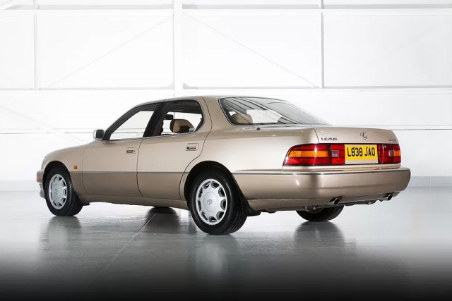 Крушение немецких авторитетов: как Lexus LS 400 покорил рынок США