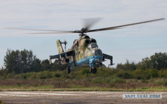 "Русские витязи" получили Су-30СМ