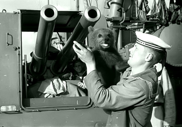 Неканонические военные и послевоенные фотографии времен Второй Мировой войны