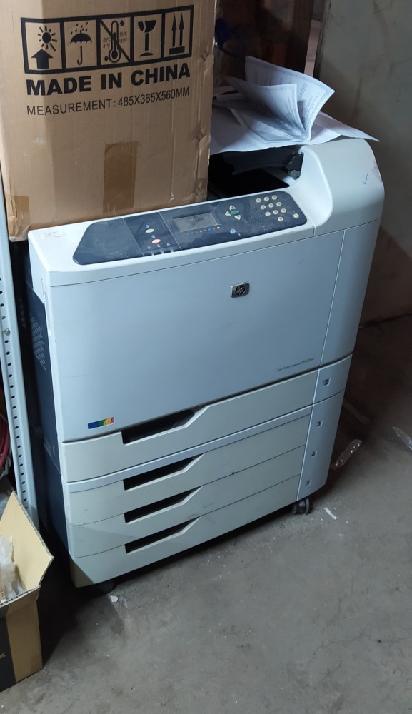Продам принтер HP Color LaserJEt CP6015xh