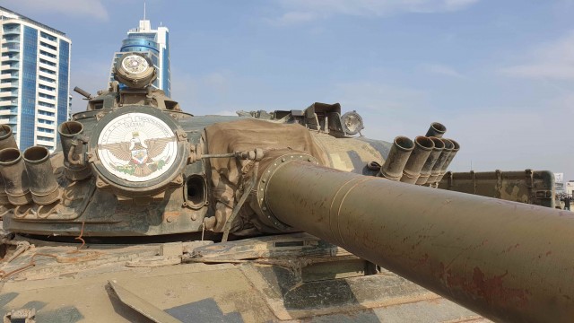 Выставка трофейной военной техники в Баку