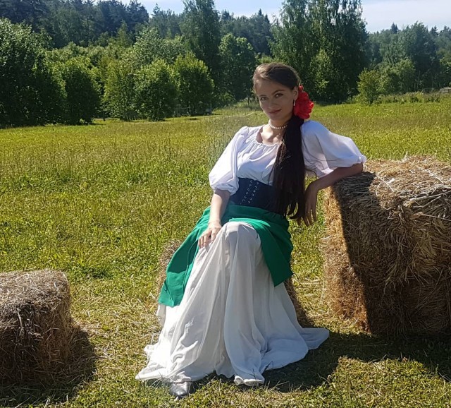 Барыни-сударыни и дворовые девки