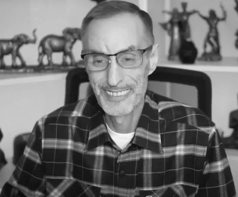 Скончался российский блоггер дядя Слава