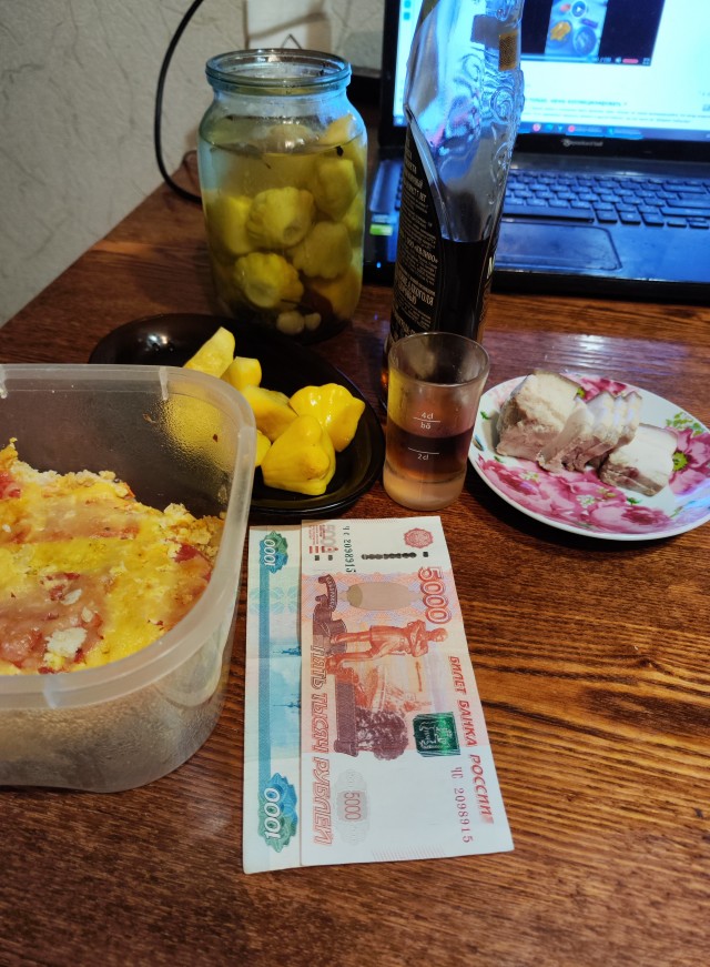 Повезло мужику с женой