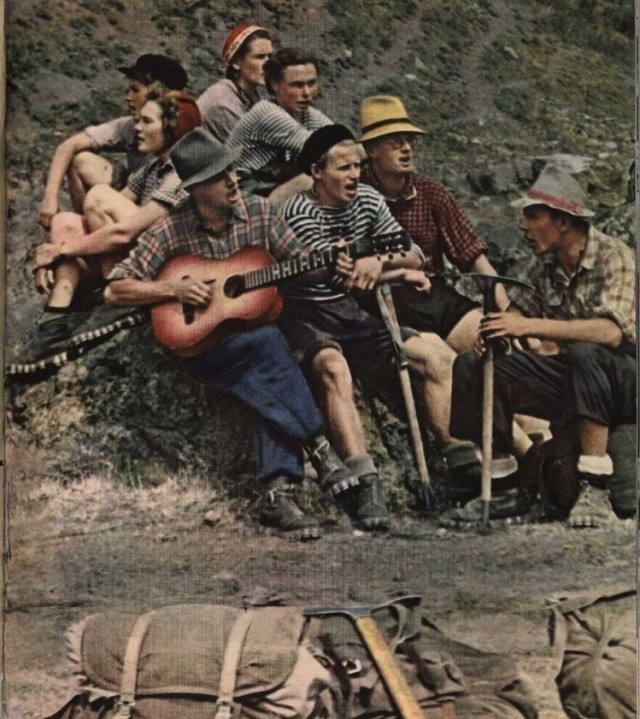Фотографии из прошлого нашей страны в цвете -100