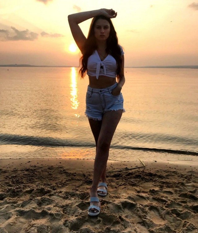 Красивые девушки в шортиках