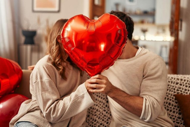 Психотерапевт Скиннер назвала идеальную разницу в возрасте для долгих отношений - это от 0 до 3 лет