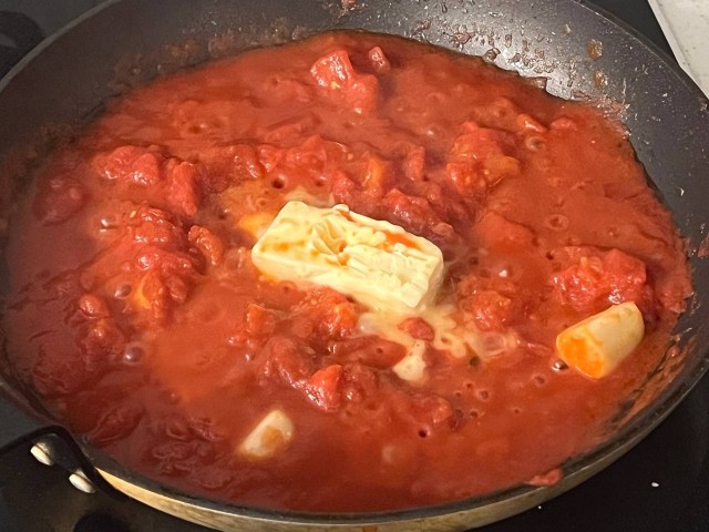 Макароны с соусом аррабиата