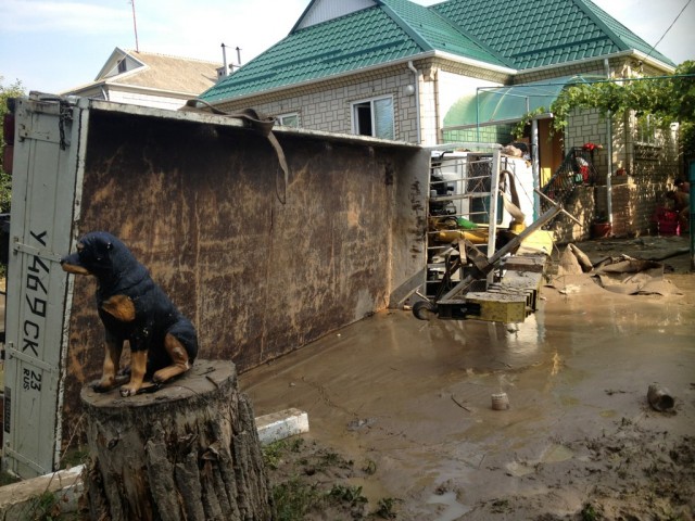 Наводнение в краснодарском крае. Крымск наводнение. Наводнение в краснодарском крае 2012. Цунами в крымске 2012. Крымск краснодарский край потоп 2012.