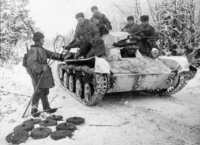 Фотографии к "Нахальному минированию" и "Лехе"