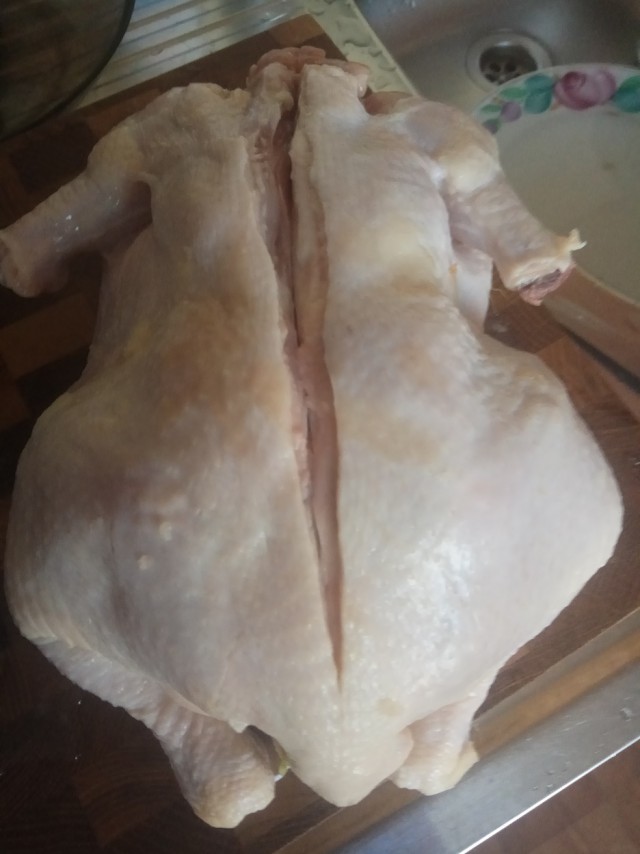 Куриная тушка (рулет) лишенная скелета (poulet désossé)  