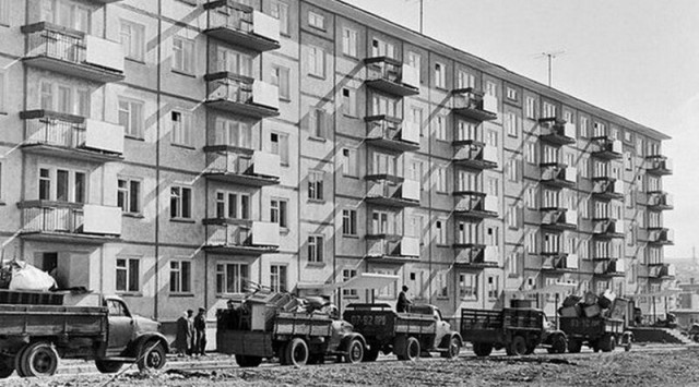 Снегопад в Москве выявляет чудаков на другую букву