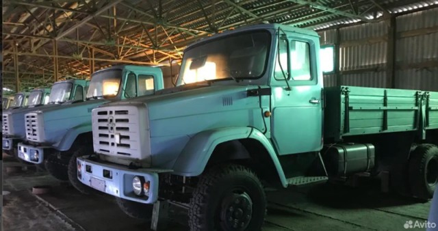 Новости автомира: В России выставили на продажу новые грузовики ЗИЛ-133 из запасов Госрезерва