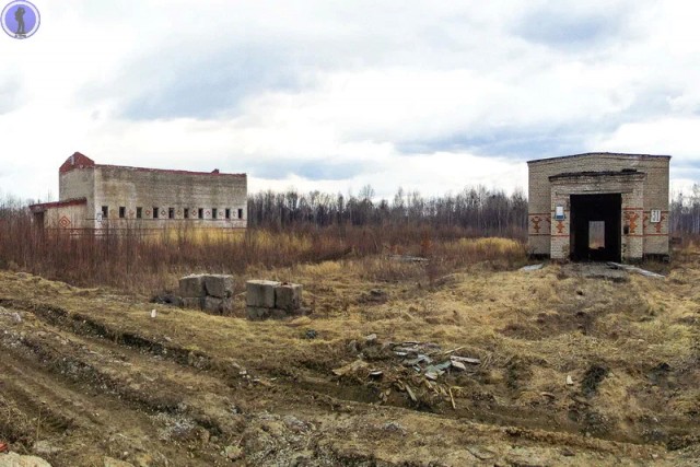 Заброшенный ракетный арсенал бывшего военного аэродрома "Кулон" в Переяславке