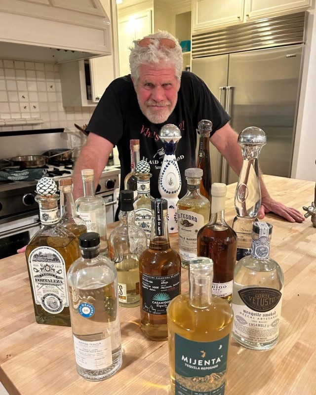 Рон Перлман, выходные и текила