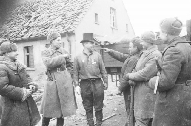Великая Отечественная в фотографиях - 23