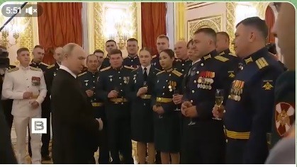 Владимир Путин заявил, что удары украинских БПЛА по гражданской инфраструктуре России имеют цель раскачать российское общество