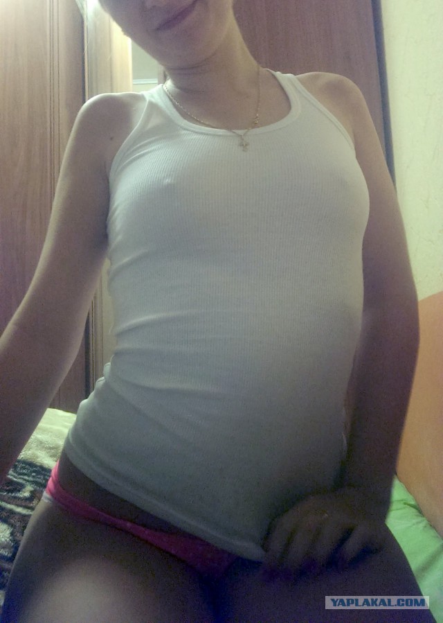 Без лифчика