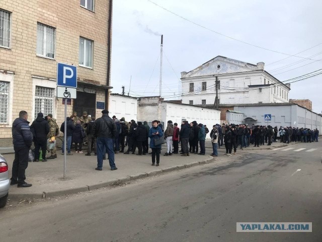 Разбомбленная колонна Z