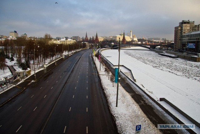 Москва. Утро. 1 января