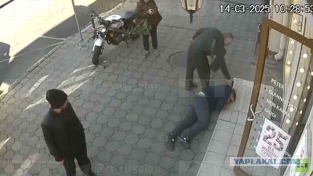 Вот такое местечко в грузовике на выезд из солнечной Украины стоит 8 тысяч долларов.