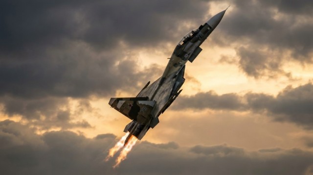 "Терминатор" Су-37: почему самолёт, который крутил кувырок с шасси, так и не нашел покупателя
