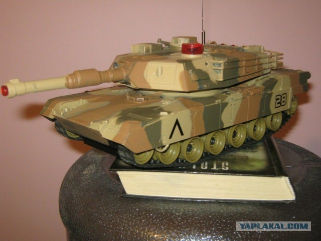 Как оживить стендовую модель Т-72Б от звезды