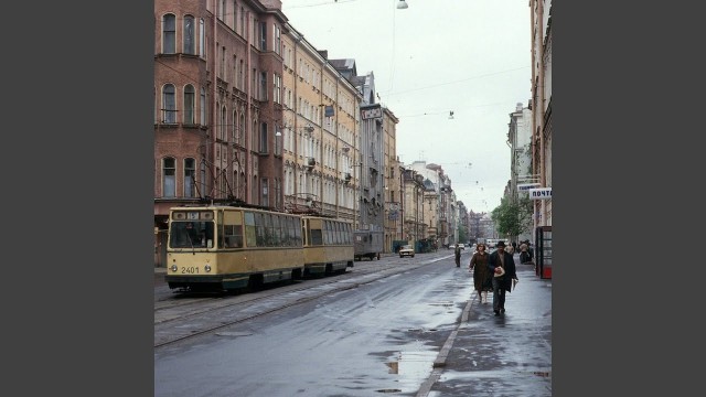 Цветные фотографии Ленинграда 80-х годов XX века