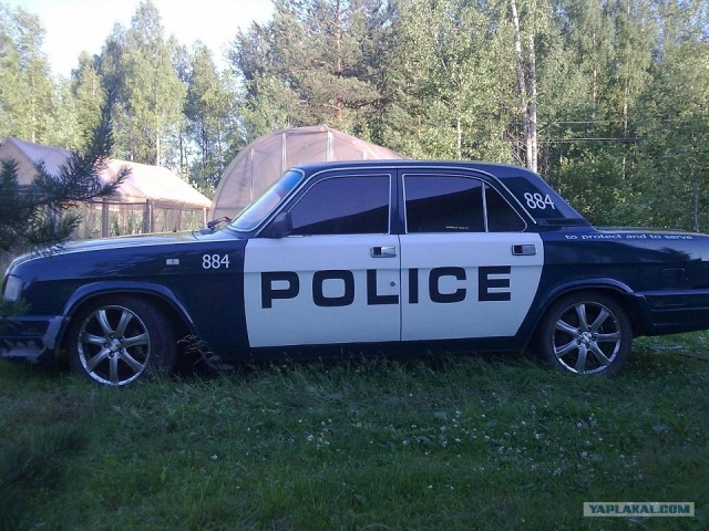 В Волгограде за надпись POLICE лишили прав