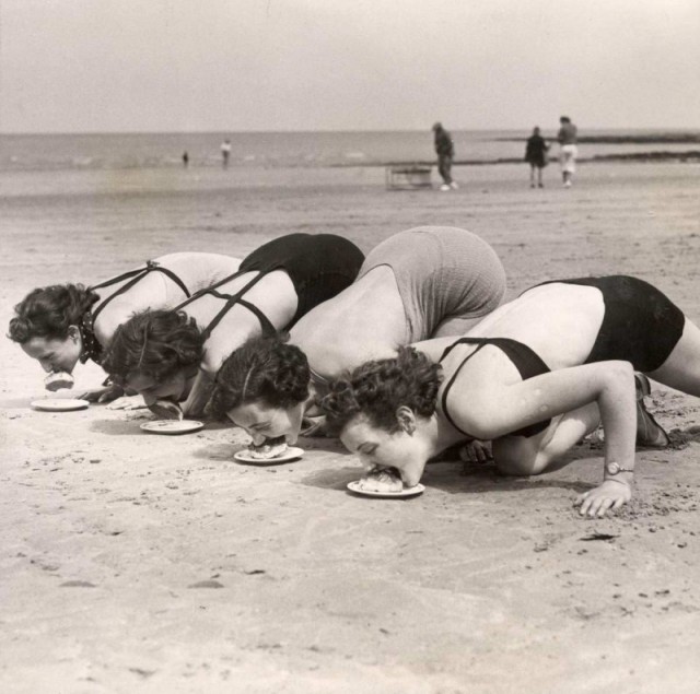 История в фотографиях