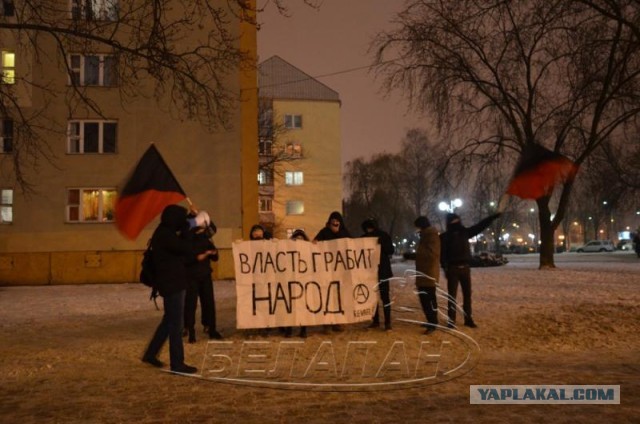 Лукашенко пригрозил выявить каждого участника акций протеста