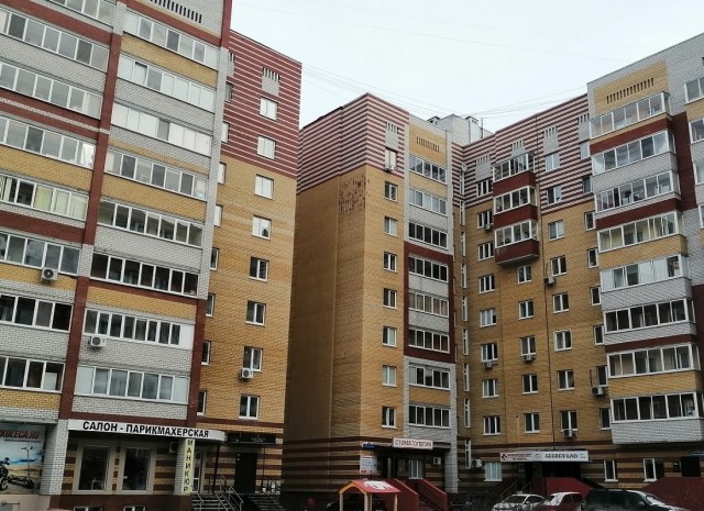 Волшебная сила объявления на входной двери