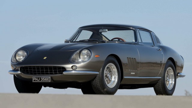10 самых дорогих автомобилей аукциона Mecum за 2022 год.