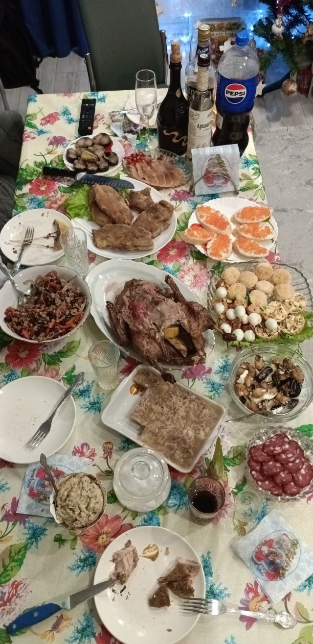 Какой стол, такой и стул!