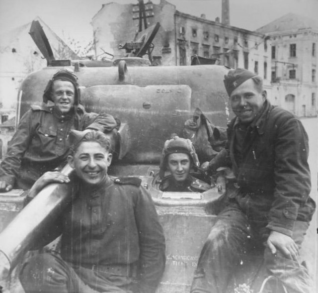Великая Отечественная в фотографиях-2