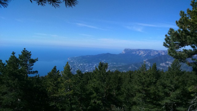 Немного солнца и тепла. Крымские виды.
