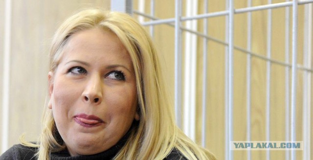 Сахалинка нашла сумку с полумиллионом евро и вернула ее хозяину